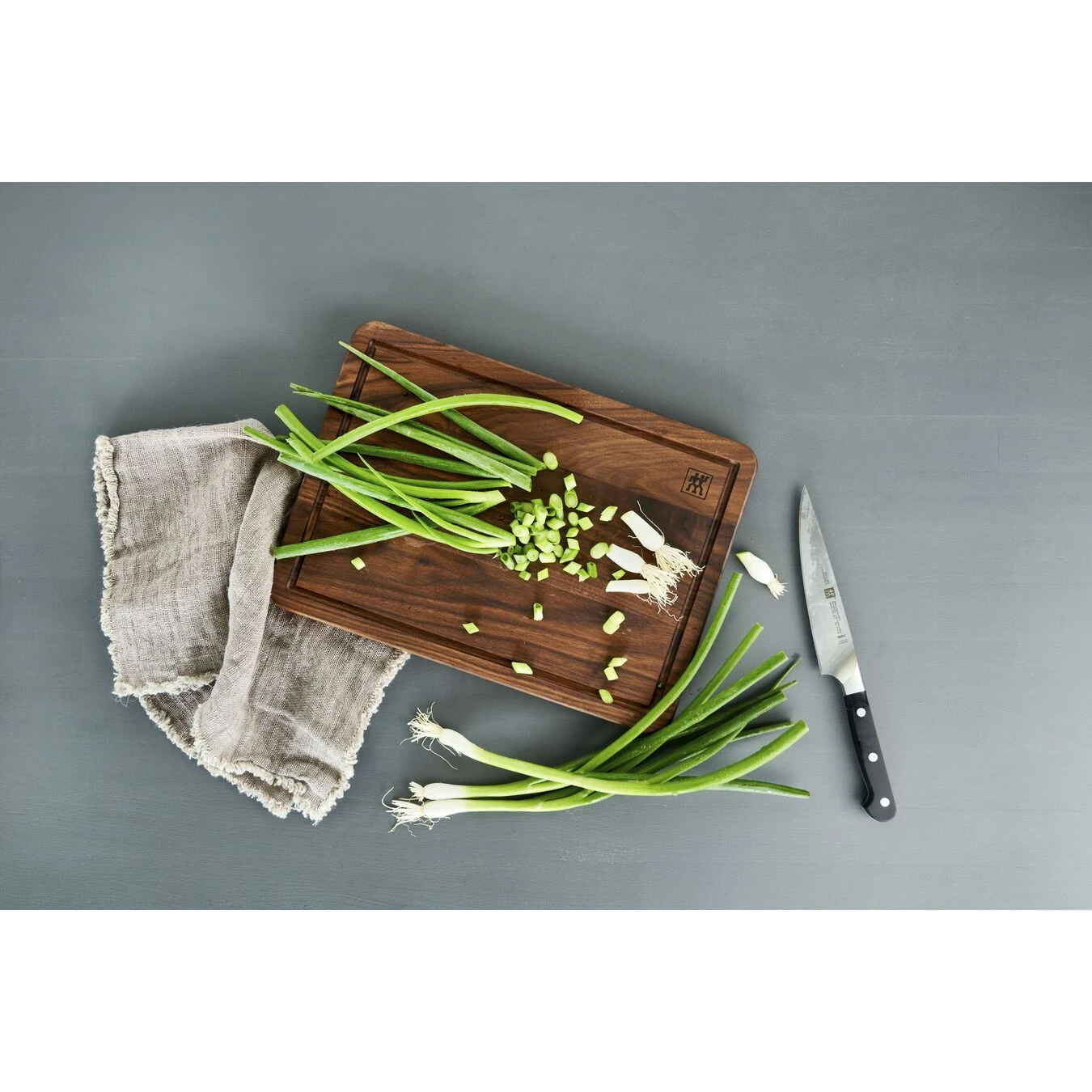 Zwilling Schneidbrett 35 Cm X 25 Cm, Walnuss 2 Zwilling Schneidbrett 35 Cm X 25 Cm, Walnuss – Bild 2